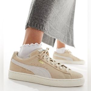 PUMA 🆕 Suede Platform Sneakers Beige. Size 39. Love the neutrals 😎, 💯 on trend!